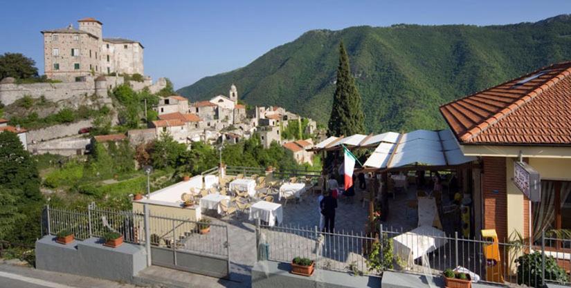 Albergo Cecchin Balestrino Kültér fotó